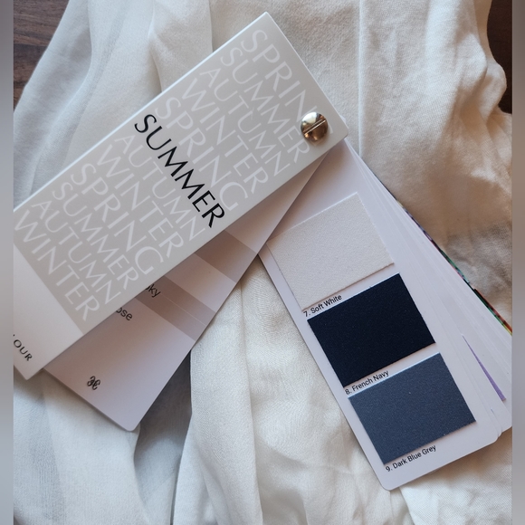 L.A.M.B by Gwen StefaniCream 100% Silk Asymmetrical Drop Sleeve Blouse - Picture 6 of 6